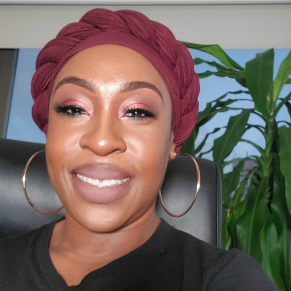 Lisa's Place - Picture 2 of 15